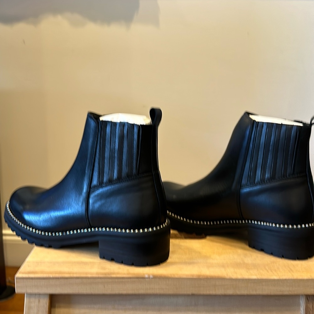 Steve Madden Gale Women’s black boot size 8